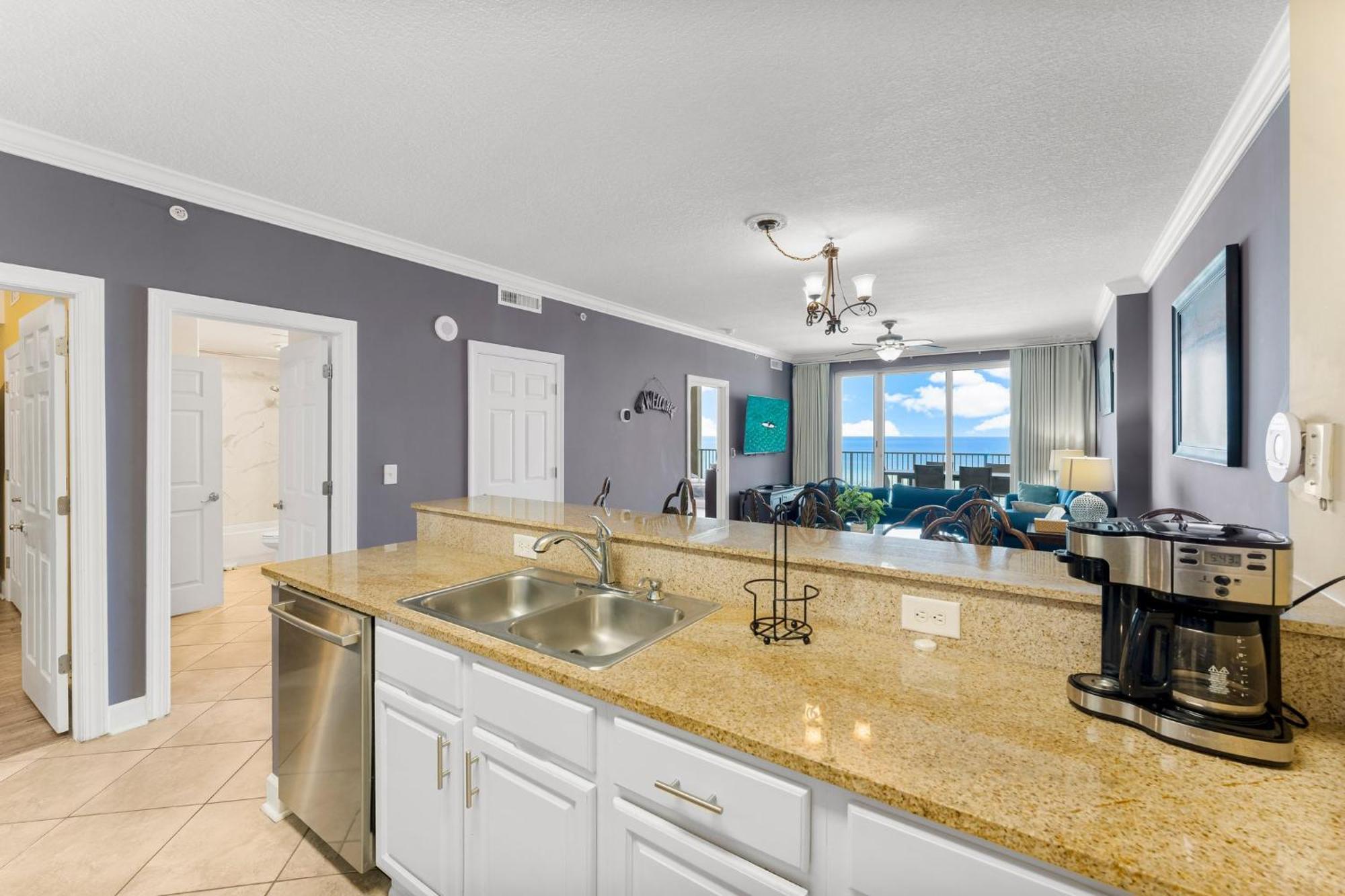 Ocean Reef Beach Resort! Beach Front! Free Seasonal Beach Chairs! By Dolce Vita Getaways Pcb Panama City Beach Exterior photo